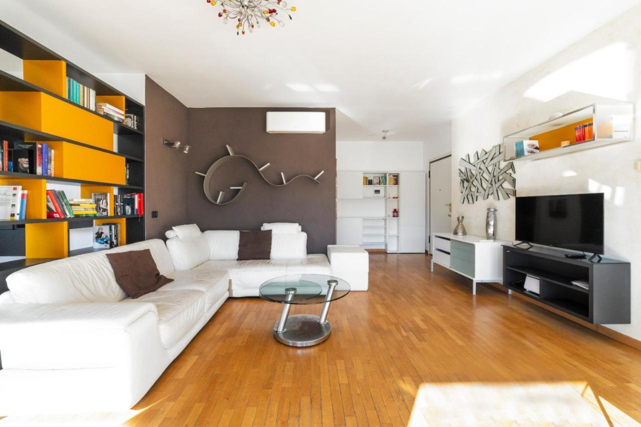 Milano Rogoredo Apartment With Garage Экстерьер фото