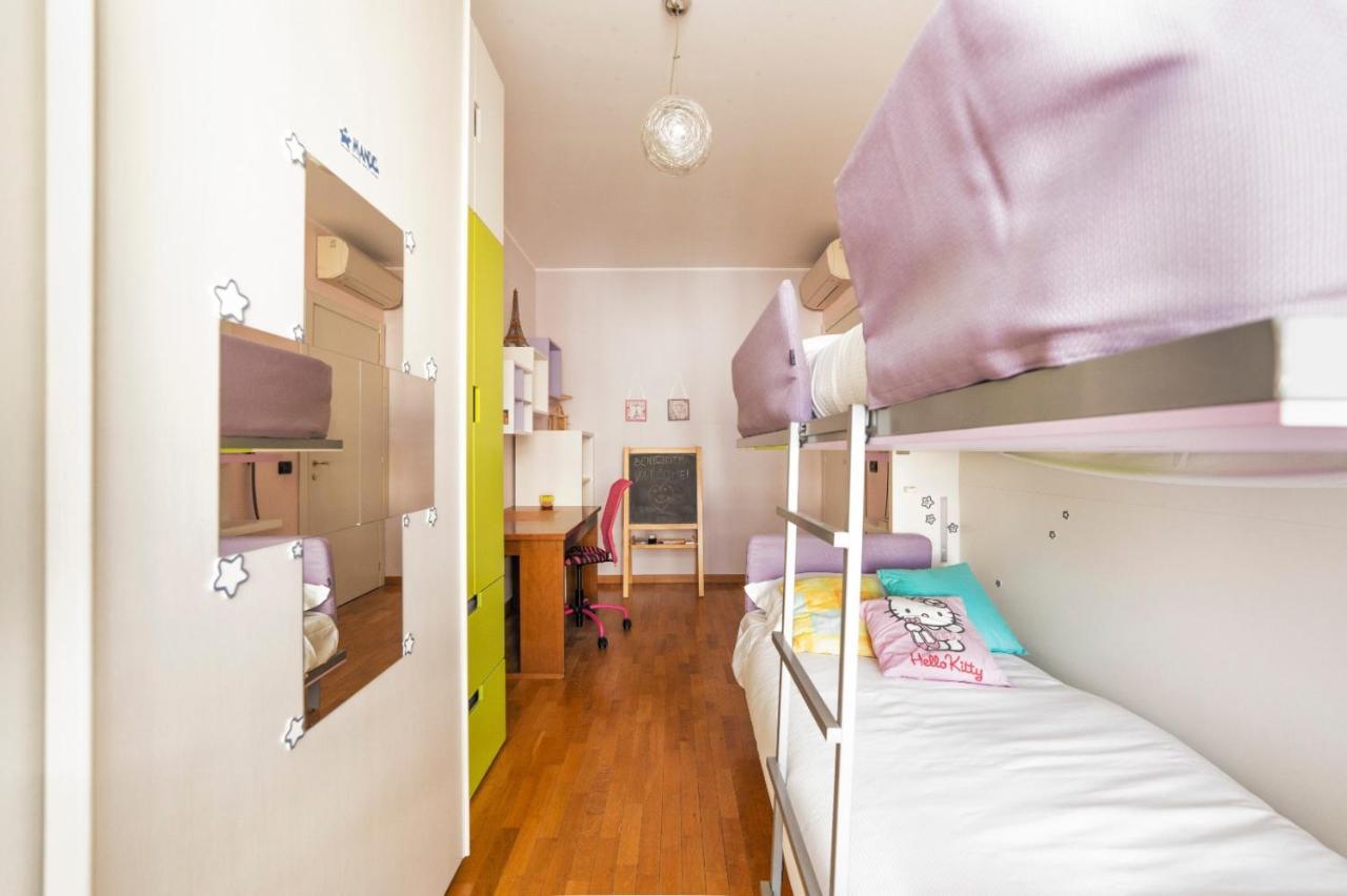 Milano Rogoredo Apartment With Garage Экстерьер фото