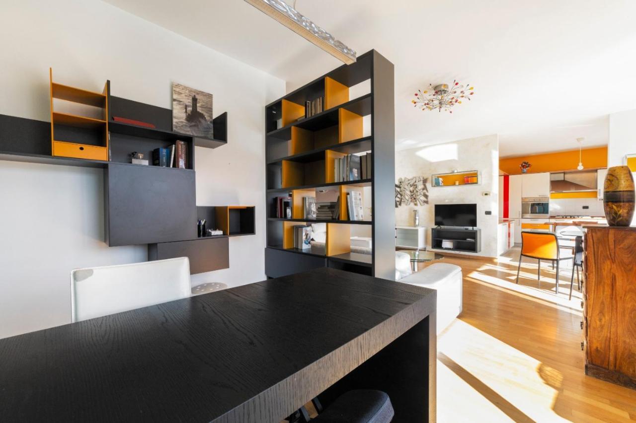 Milano Rogoredo Apartment With Garage Экстерьер фото