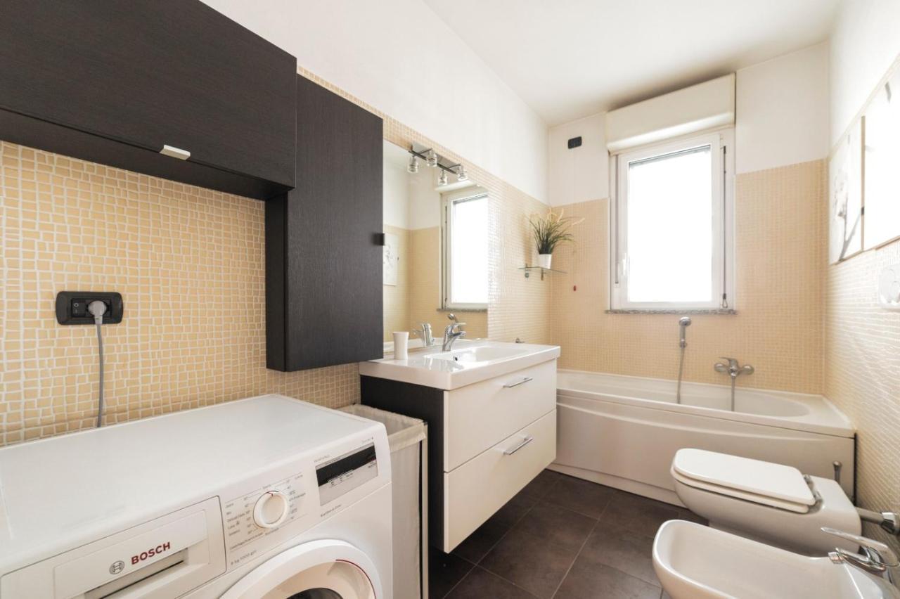 Milano Rogoredo Apartment With Garage Экстерьер фото